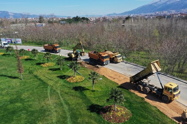 Acemler kördüğümüne neşter