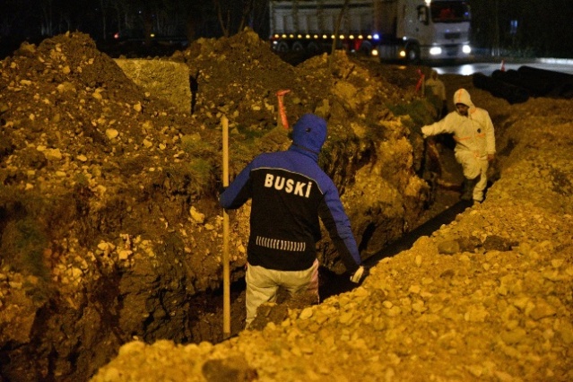 Acemler kördüğümüne neşter