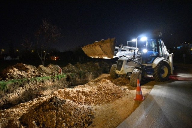 Acemler kördüğümüne neşter