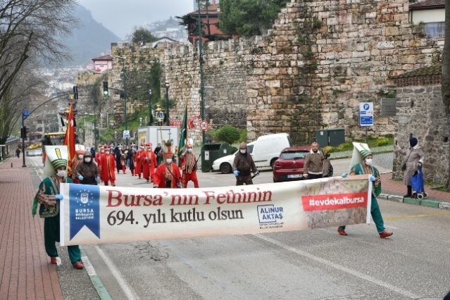 “Korona” gölgesinde fetih yürüyüşü