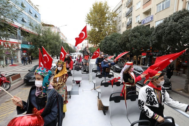 Cumhuriyet coşkusu tüm şehri sardı