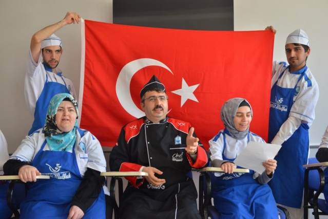 “Engelsiz Mutfak”tan Mehmetçik’e “Ay Yıldızlı” destek