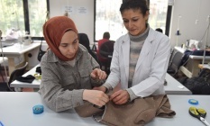 Yıldırım’da kadınlar dikiş ve nakış kursu ile ekonomiye katkı sağlıyor