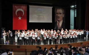 Büyükşehir’den ailelere özel sanat gecesi