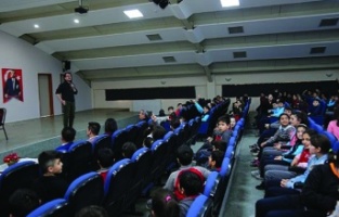 Gölcük’te “Okur – Yazar” buluşması