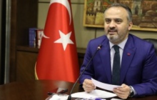 Başkan Aktaş’tan Bursalı öğrencilere destek