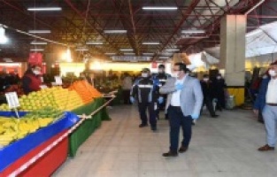 Başkan Kanar'dan sosyal mesafe denetimi