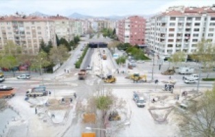 Konya'da fırsattan istifade yollarda düzenleme