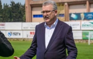 Karacabey şampiyonluğu bekliyor