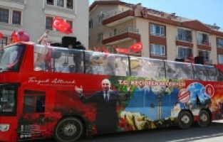 Keçiören 23 Nisan’ı canlı yayınla kutluyor