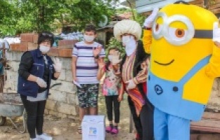 Karacabey Belediyesi’nden çocuklara moral ziyareti