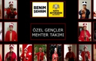 Konya’da özel gençlerden evden mehter konseri