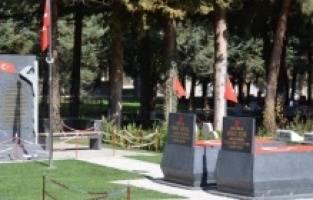 Samsun Büyükşehir şehitleri unutmadı