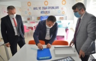 ‘Gençlerimiz geleceğimiz’