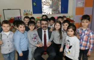 Yıldırımlı çocuklara gıda desteği