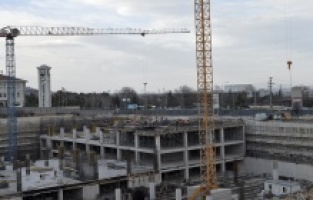 Osmangazi Meydanı yol seviyesine çıktı