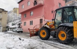 Yıldırım’da kar mesaisi başladı
