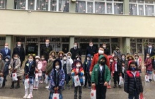 Başkan Mustafa Işık : “Tüm çocuklarımızın bir orman gibi yeşermelerini dilerim”