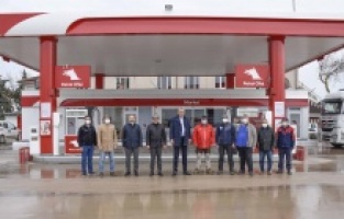 Bursa Karacabey’de benzin istasyonu yeni yüzüyle hizmette