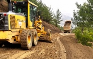 Kahramanmaraş'ta kırsal mahalle yolları yenileniyor 