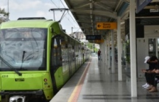 Bursa: Metro ile her gün bir dünya turu