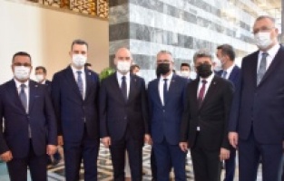 Mecliste Karacabey rüzgârı esti