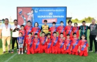 Mustafakemalpaşa: Genç yeteneklerin mücadelesi nefes kesti