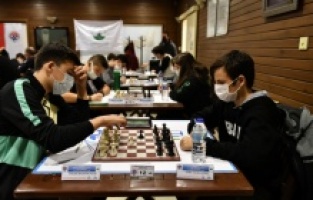 Satranç tutkunları Osmangazi’de buluştu