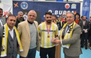 Turnuvanın kazananı kardeşlik oldu