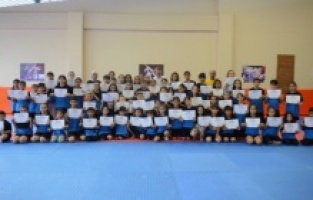 Yıldırım Yaz Spor Okulları'nda sertifika heyecanı