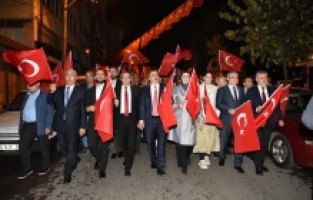 29 Ekim Yıldırım’da coşkuyla kutlandı