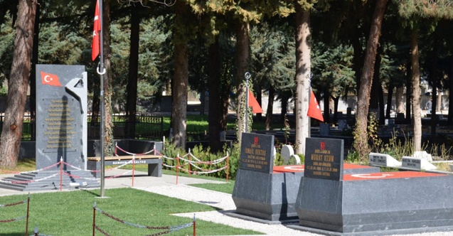 Samsun Büyükşehir şehitleri unutmadı