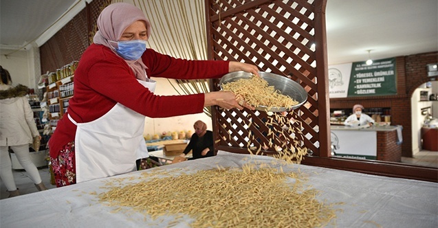 Büyükşehirin yardımlarına anne eli değdi
