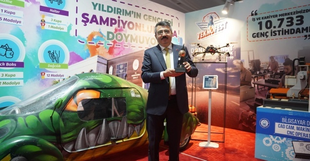 Yıldırımın gençlik yatırımlarına ödül
