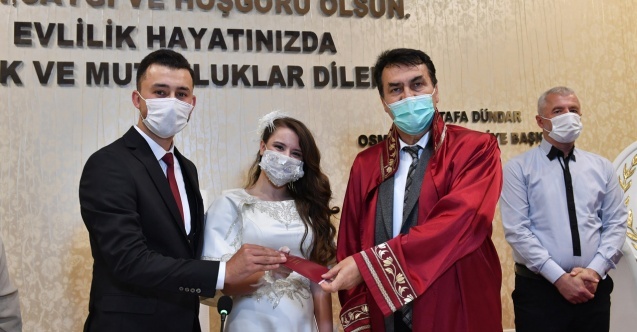 Gelin ve damatlar Osmangazi’yi tercih etti
